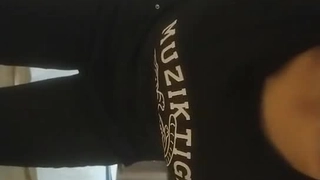 跨种族学生在宿舍和公寓里做爱和吸吮的合集