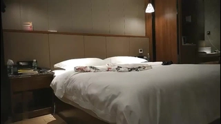 豪乳妹爱撒娇不停要爱爱