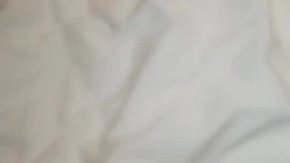 6男1女激情轮干，12手大玩美女白嫩肌肤，绝不怜香惜玉～mp4