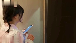 惊人的继女深喉导致激情的邂逅