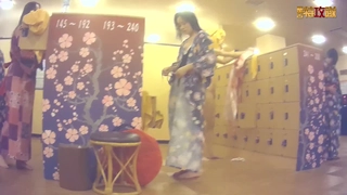彭X媛欠钱不还只好裸债裸还~自拍淫片给债主当抵押品~这次附带自慰秀~肯定借了不少!!
