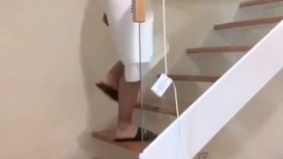 菲律宾学生接受巨大的阴茎并被内射