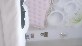旅館肏悶騷人妻
